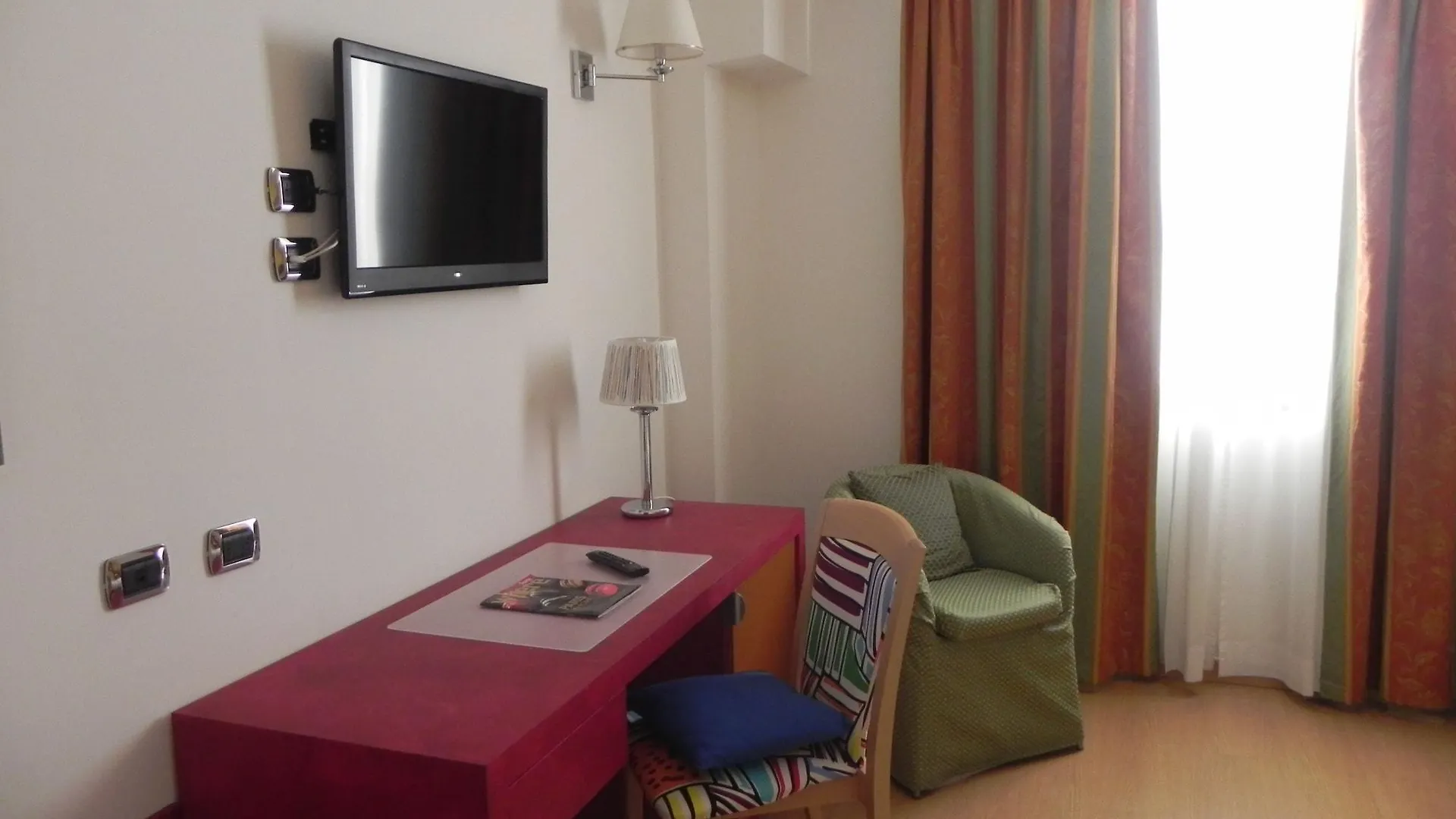 Hotel Ibis Styles Roma Vintage 4*, Rzym Włochy