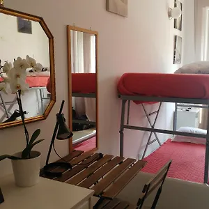 Konukevi Ciak, Roma