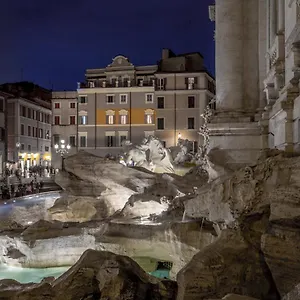 Apartamento Trevi Ab Aeterno - Amazing View Of The Trevi Fountain, Roma
